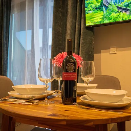 Neli Apartament